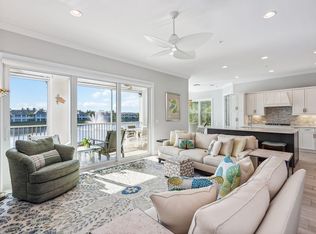 8022 Signature Club Cir #202, Naples, FL 34113