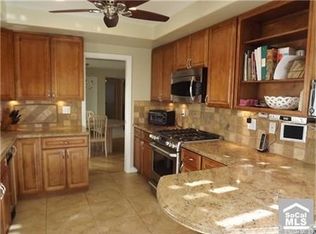 988 S Ridgecrest Cir, Anaheim, CA 92807