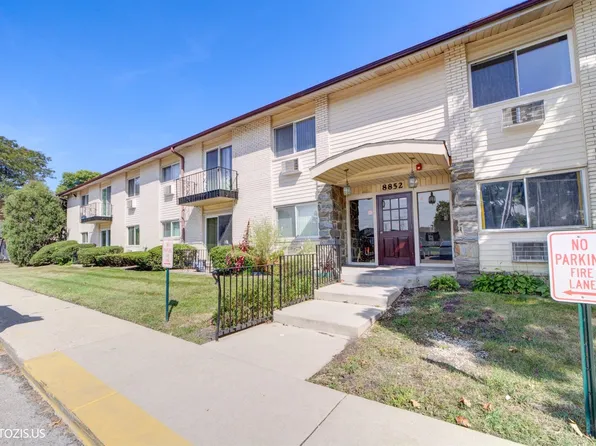 8852 N Leslie Ln #2C-DES, Des Plaines, IL 60016
