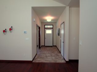 9126 Fox Ridge Ln SE, Olympia, WA 98513