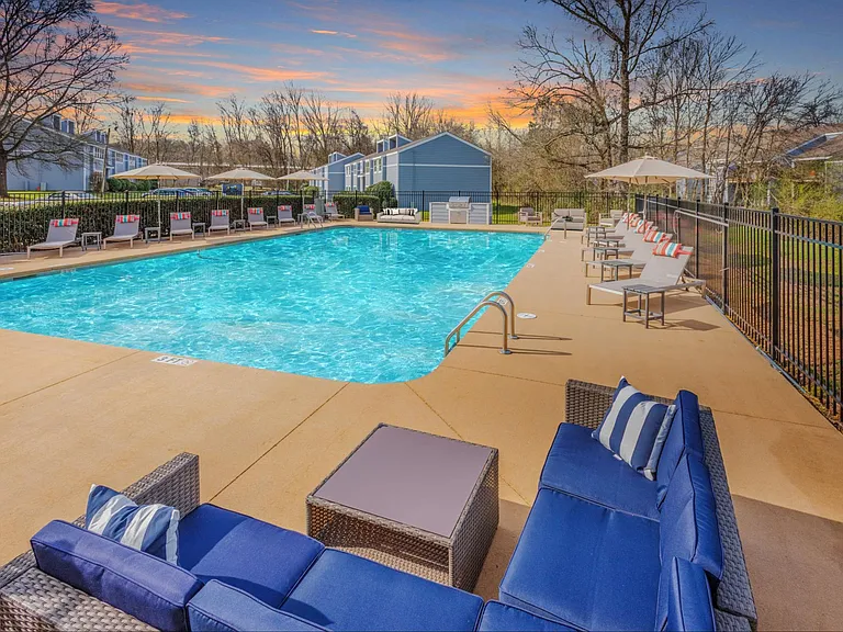 Villas at Riverview — Photo 5