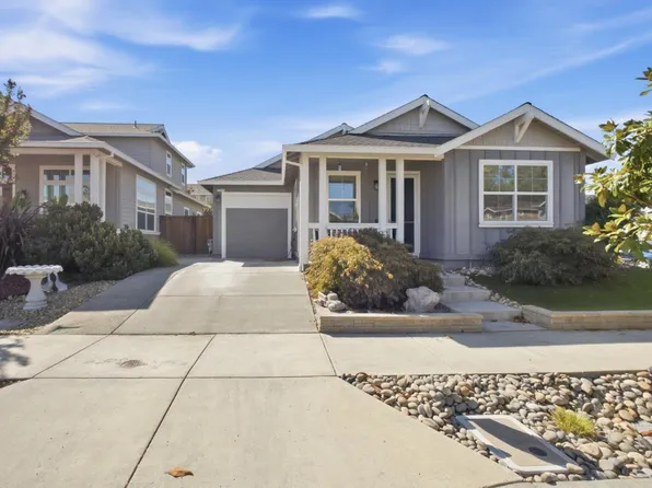 2325 Dancing Penny Way, Santa Rosa, CA 95403