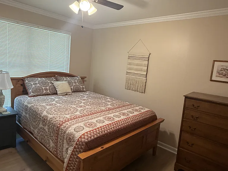 2614 Berkley Dr — Photo 7