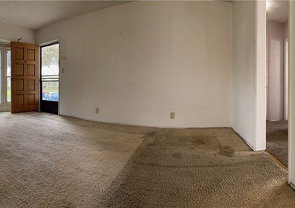 4th image of 5935 Sandwood St