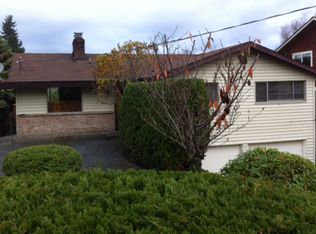 3532 NE 98th St, Seattle, WA 98115