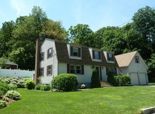 111 Seneca St, Fitchburg, MA 01420
