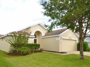 16336 Bridgeglade Ln, Lithia, FL 33547