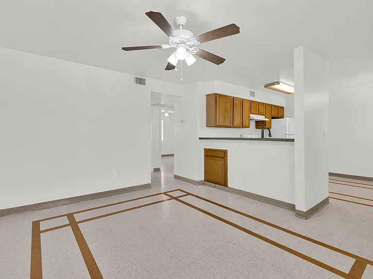 2302 W Colter St — Photo 52