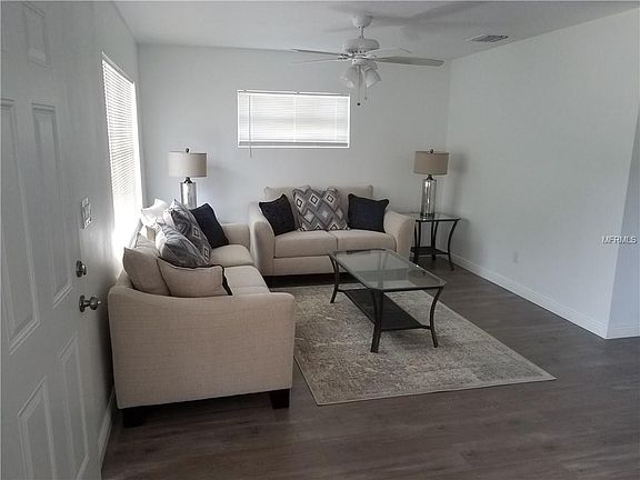 4th image of 2519 Sabal Palm Dr