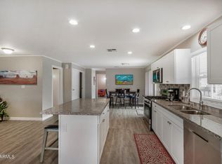 427 S 77th Way, Mesa, AZ 85208