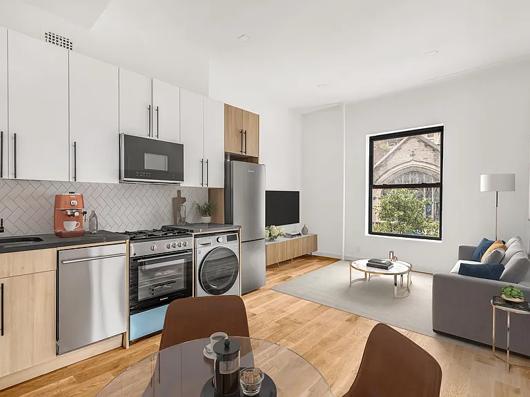 638 W End Ave #3 — Photo 1