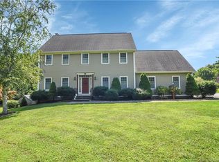 23 Gates Farm Rd, Lebanon, CT 06249