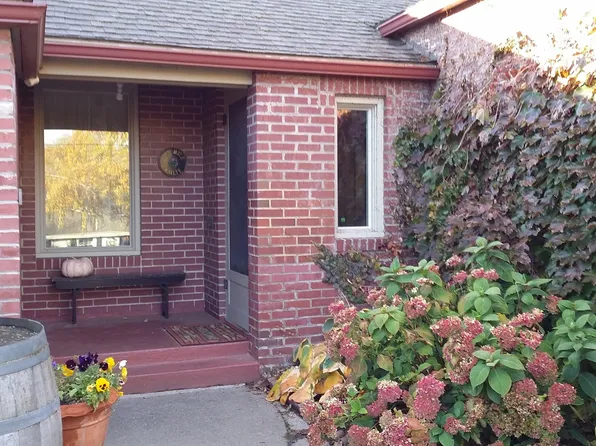 2906 Barge St, Yakima, WA 98902