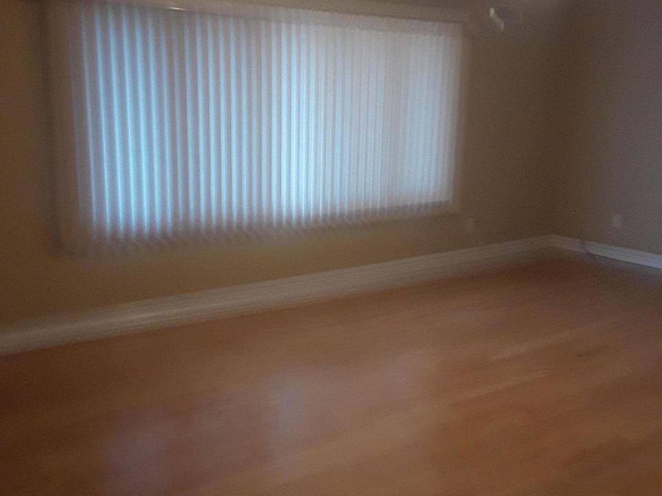 1st image of 226 Greencroft Ave #2