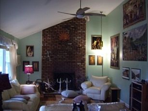 2nd image of 48 McLoughlin St