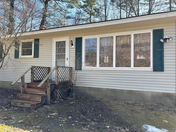7 Maplewood Ave, Windham, ME 04062