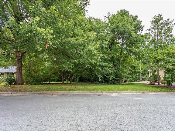 3rd image of 0 W Lake Dr