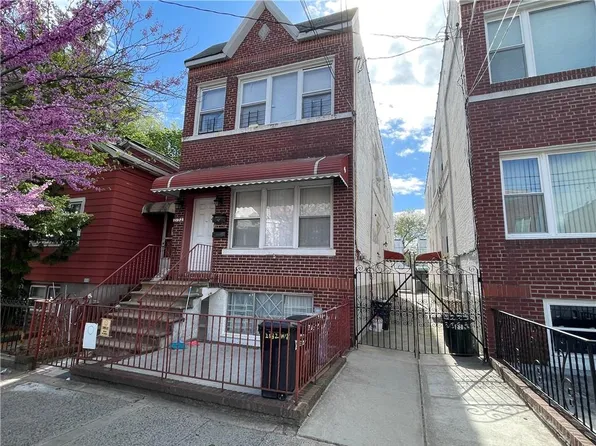 2132 W 8th St, Brooklyn, NY 11223