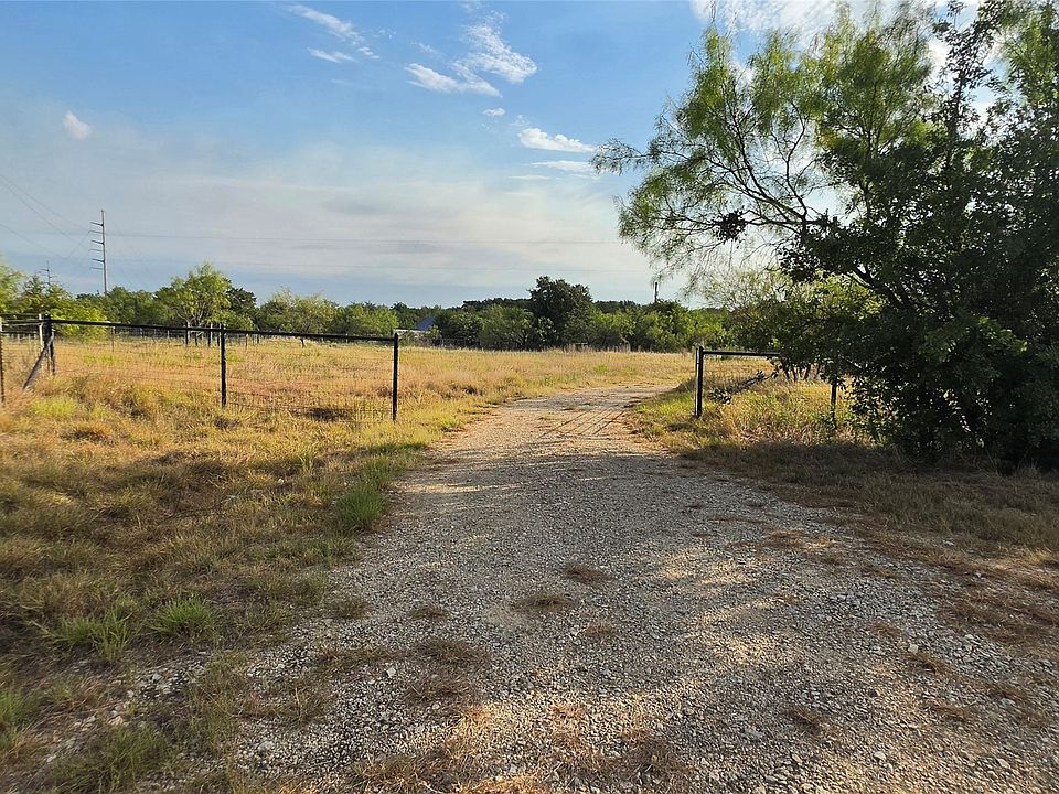 1st image of 301 County Road 315