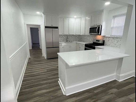 2nd image of 58 Cedar Ave Floor 2
