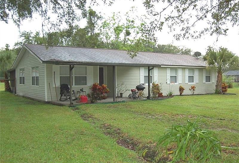 1st image of 27626 Holiday Dr