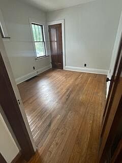 5th image of 6607 Vandalia Ave