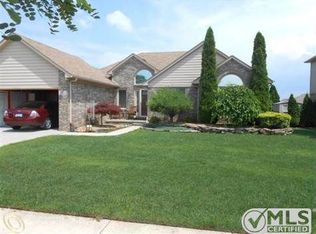 50316 Shenandoah Dr, Macomb, MI 48044
