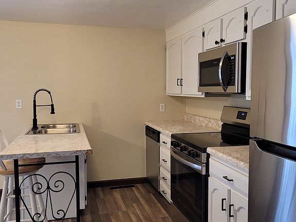 4th image of 313 Smeigh Dr