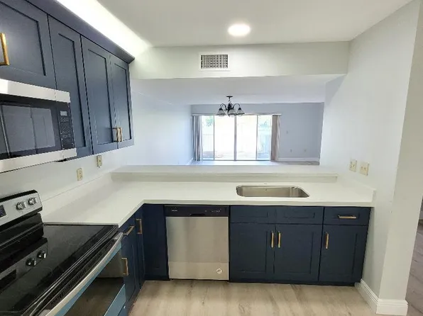 1361 NW 122nd Ter, Hollywood, FL 33026