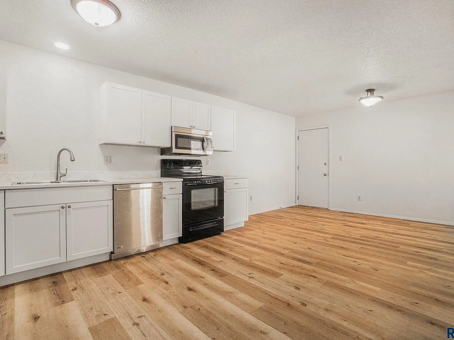 5406 W 44th St — Photo 3