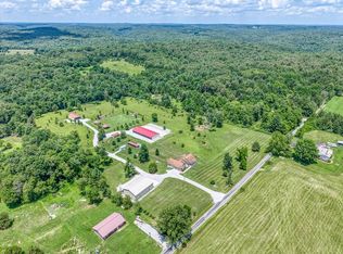 125 Clarence Lee Rd, Lancing, TN 37770