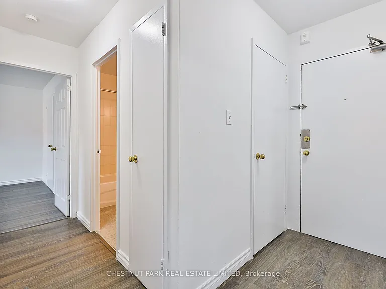 900 Glen St #215 — Photo 25