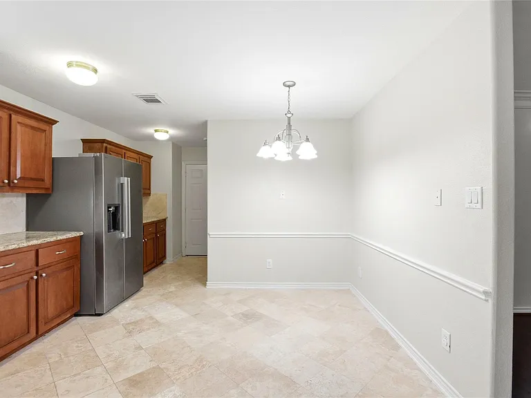 1702 Fantasy Woods Dr — Photo 16