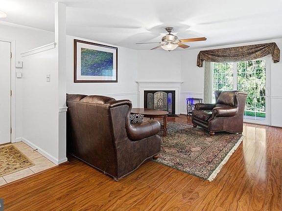 4th image of 400 Westridge Dr #177