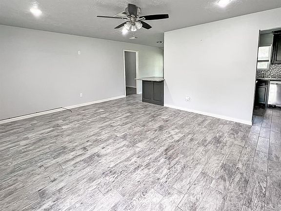 4th image of 114 Estate Dr