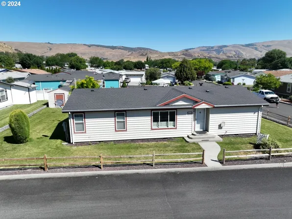 950 Pomona St Unit 206, The Dalles, OR 97058