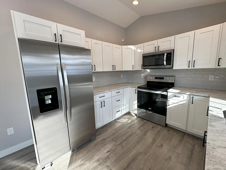 Kitchen 2
