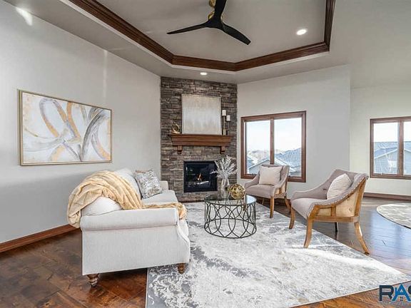 3rd image of 7517 S Grand Arbor Pl
