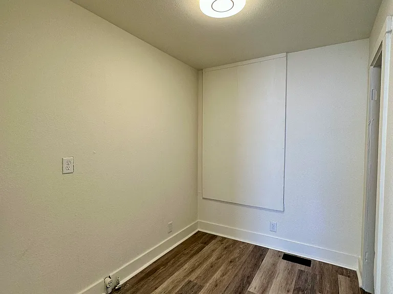2700 W Marquette St — Photo 7