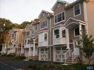 6 Airmount Ave, Ramsey, NJ 07446