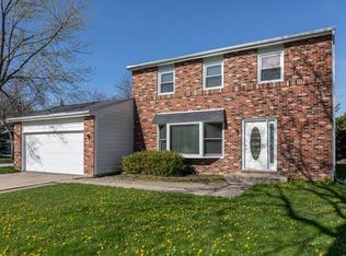 816 Adler Ct, Schaumburg, IL 60194