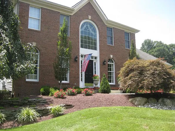 12 Wildflower Trl, Robbinsville, NJ 08691
