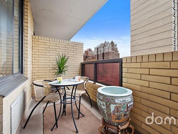 5th image of 311 E 38th St APT 12D