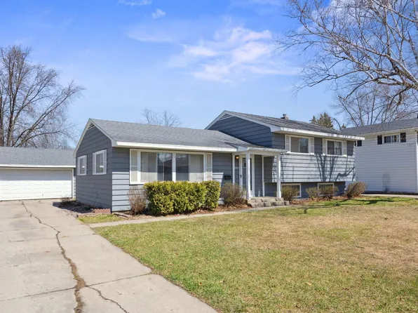535 Lyndale Ave SW, Hutchinson, MN 55350