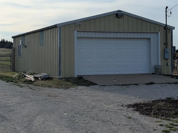 160 State St, Little River, KS 67457