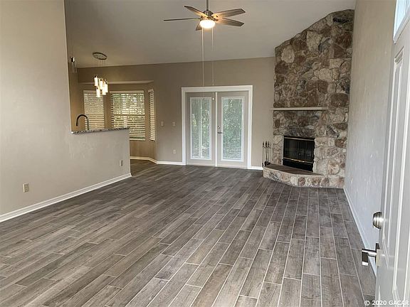 3rd image of 11123 NW 37th Ln