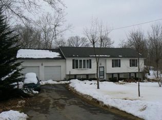 2008 Alonzo Dr, Martinsburg, WV 25401