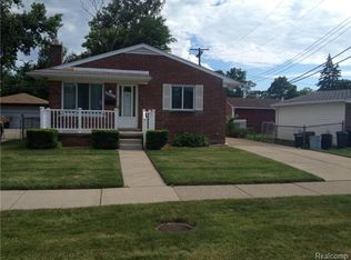24627 Currier St, Dearborn Heights, MI 48125