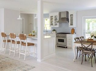 2275 Pine Neck Rd, Southold, NY 11971