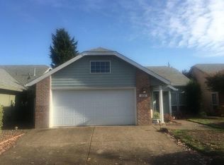 18316 SW 133rd Ter, Tualatin, OR 97062